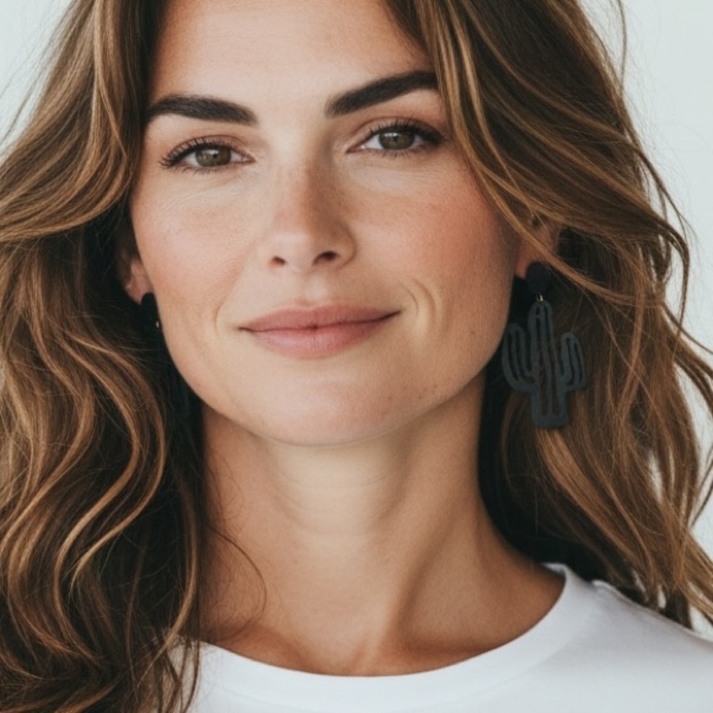 ❤️Elegant Black Cactus Earrings